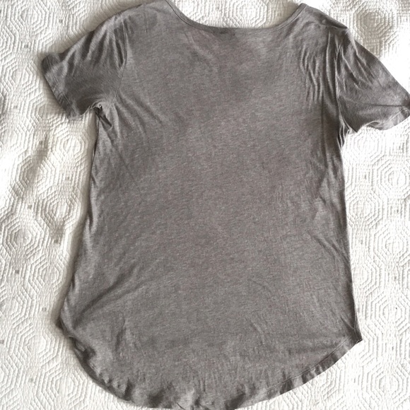 Banana Republic Heather Gray 'No Baggage' Slogan Graphic Tee Shirt Top Sz Medium - Picture 5 of 5